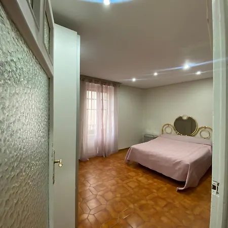 Piso Plaza Appartement *